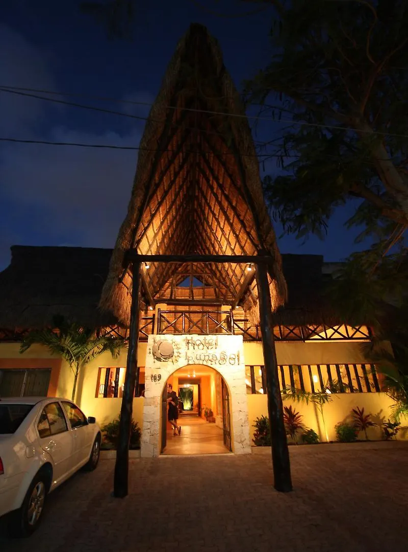 פלאייה דל כרמן Hotel Lunasol